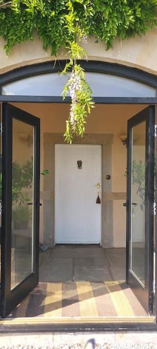 Bed and Breakfast The West Wing Whitford Экстерьер фото